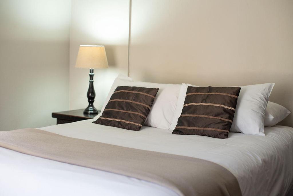 Micasa Sucasa Guesthouse Lephalale Luaran gambar