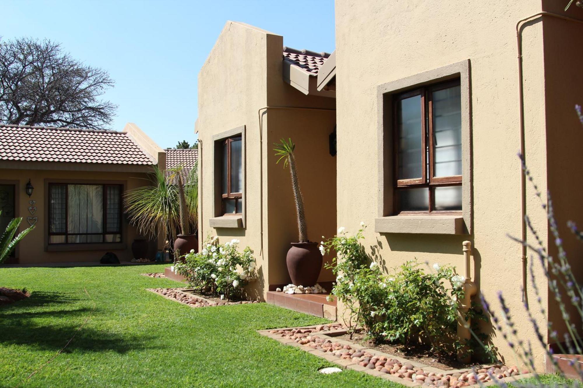 Micasa Sucasa Guesthouse Lephalale Luaran gambar